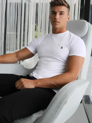 Blakely Clothing Keswick T-Shirt Store