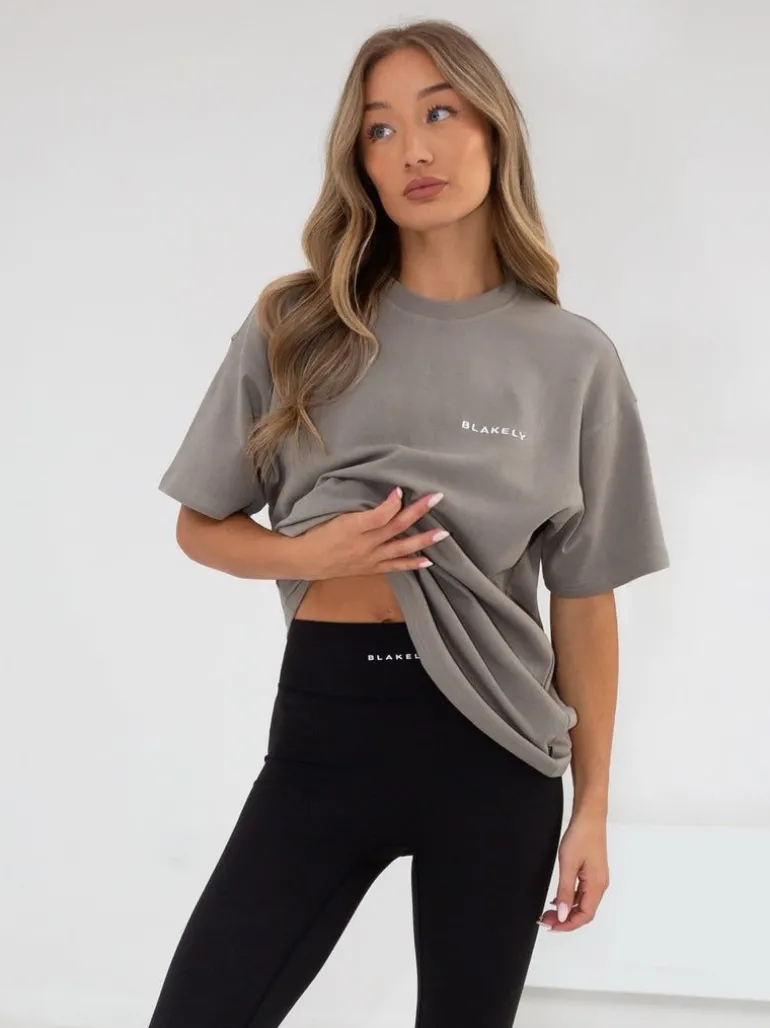 Blakely Clothing Series Oversized T-Shirt Shop