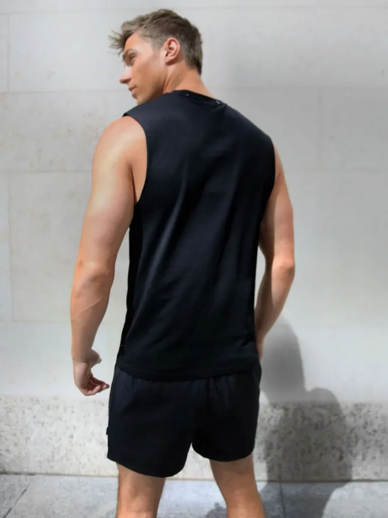Blakely Clothing Universal Sleeveless Tee Fashion