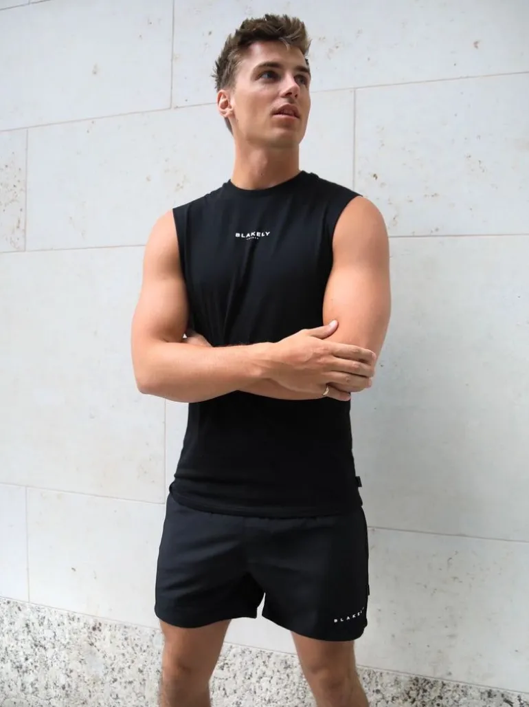 Blakely Clothing Universal Sleeveless Tee Fashion