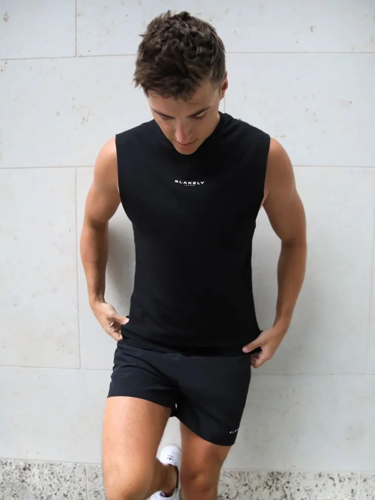 Blakely Clothing Universal Sleeveless Tee Fashion